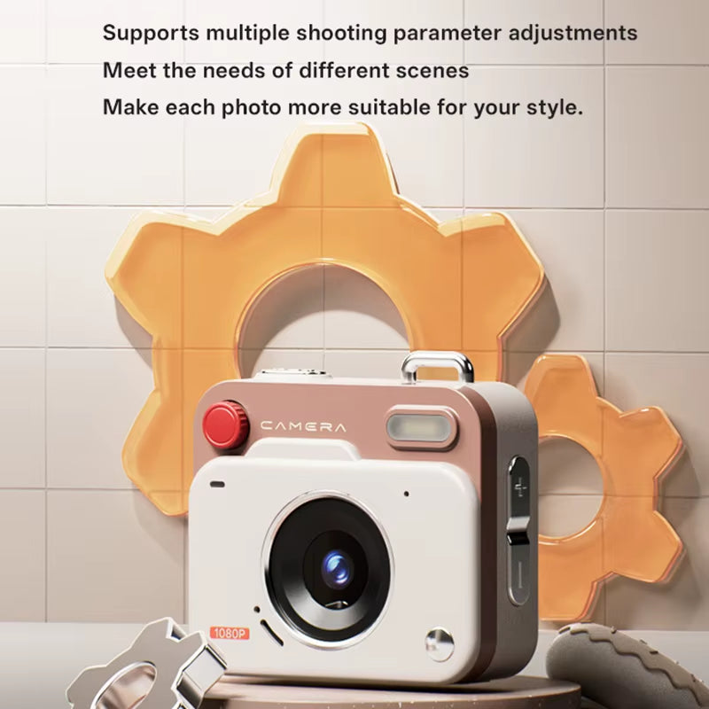 Mini Thumb Pocket CCD Digital Camera HD Retro Camera Portable Keychain Camera Outdoor Travel Photo Recorder Gift Y6000